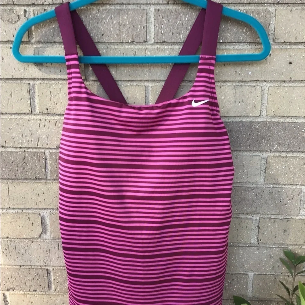 Nike’s Woman’s Workout Top